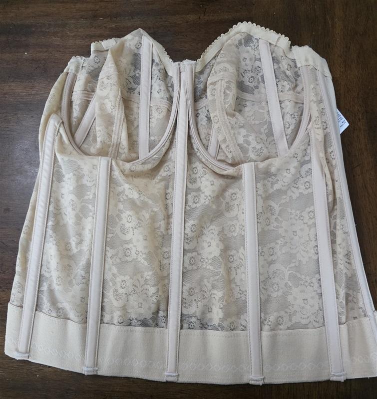 NWOT Elila 40C Lace Strapless Longline Bustier Bra 6621 Beige 95479