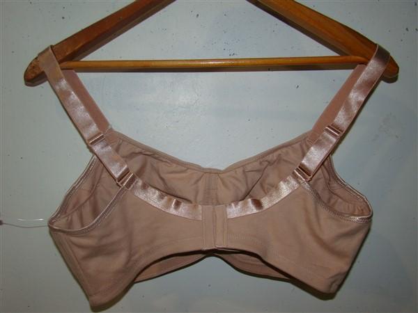 NWOT Amoena 34AA Ruth Soft Cup Bra 2873 Beige #95969