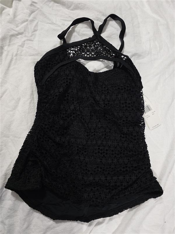 NWOT Island Escape Aloha Crochet SZ 6 Black Keyhole Tankini Swim Top #96028