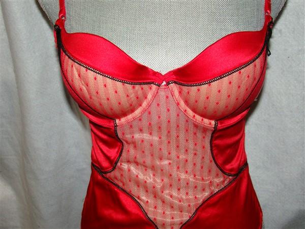 PO JEZEBEL 30148 34C Red Black SATIN ZIP IT UP PUSH-UP BUSTIER 96339