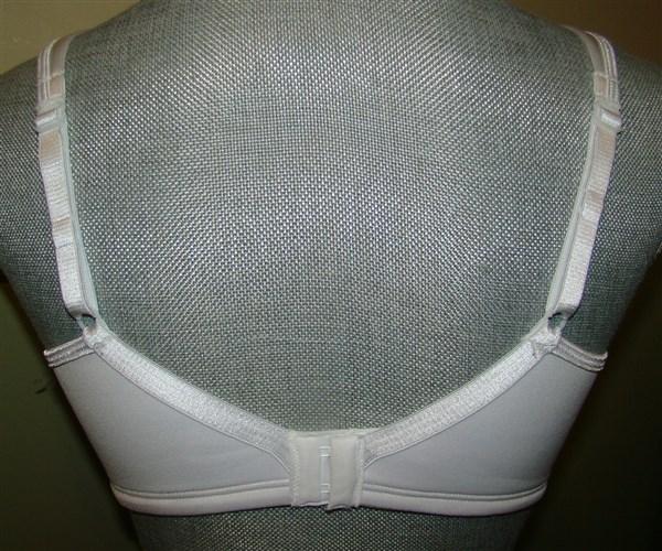 NWOT Playtex 36C 18Hour Sensationally Sleek Full Fig Wireless 4803 White 97020