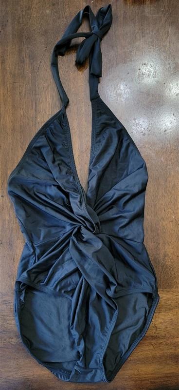 NWOT PilyQ S Cruise Wear Sample Black 1PC Halter Swimsuit 97371