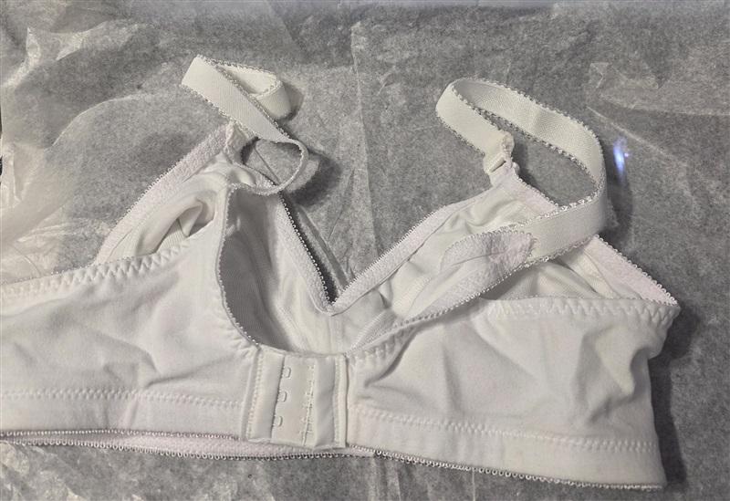NWOT Bali White 38D Cotton Double Support Wirefree Bra 3036 99055