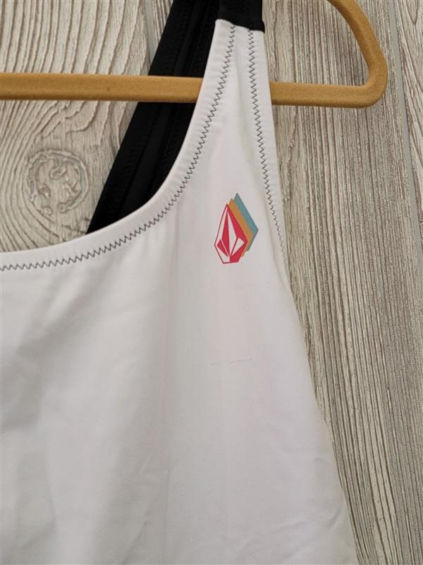 NWOTD Volcom Maillot S Black & White Cross Strap One-Piece Swimsuit #99268