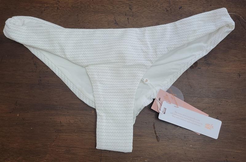 NWT PIlyq Monroe M White Ruched Textured Cheeky Bikini Swim Bottom #97915