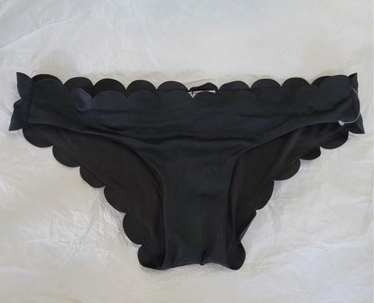 NWOT Vanilla/Beach Scallop Fringe XS Solid Cheeky Bikini Swim Bottoms #99775