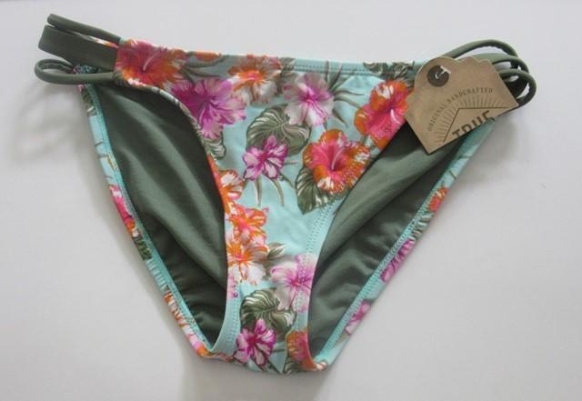 NWT True Craft Tropic Of Floral Green Strappy SM Bikini Swim Bottoms #92449