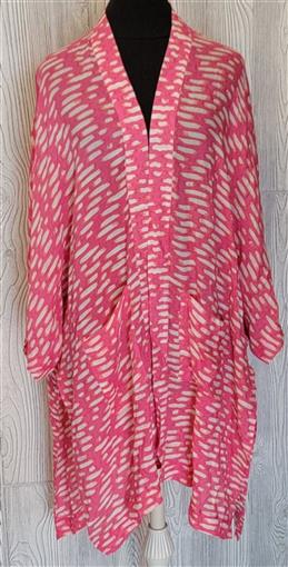 NEW Nordstrom O/S Pink & Cream Brush Strokes Lightweight Ruana Cover Up #86745