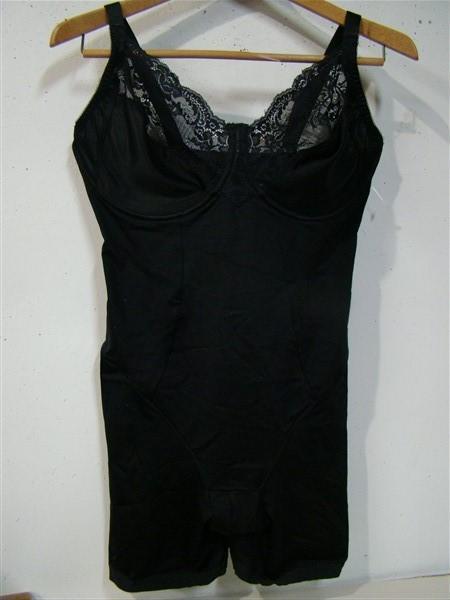 NWT Maidenform Vintage Chic Unlined Singlet with Lace 2045 Black 42D 78809