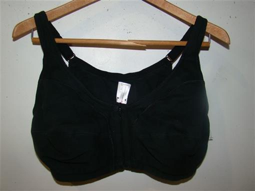NEW 42D Comfort Choice Wirefree Front Hook Seamless Bra Black #79772