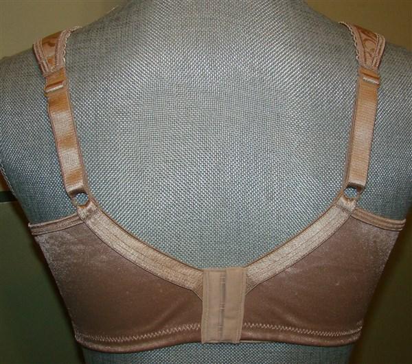 NEW Playtex 18 Hour Ultimate Lift and Support Bra 4745 Beige 46DD #81681