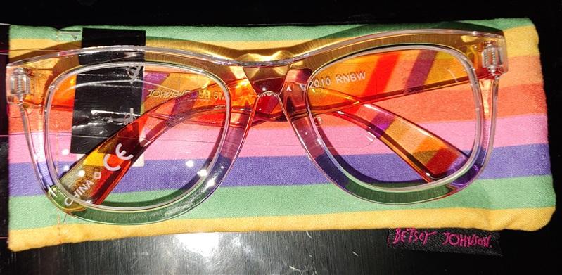 Betsey Johnson Clear Frame Pride Thick Frame Reading Glasses Readers 1.5 81814
