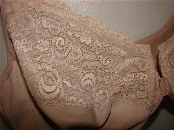 NWOT Glamorise Elegance Front Close Underwire Bra 1245 Beige 40F #88168