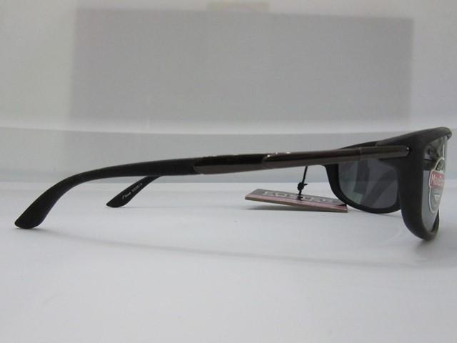 NWT Foster Grant Suki Backdrop Black Sunglasses Black Polarized Lens #92735