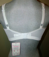 NWT Comfort Choice 52G Soft Cup Lace Front Hook Bra Easy Enhancer White 94354