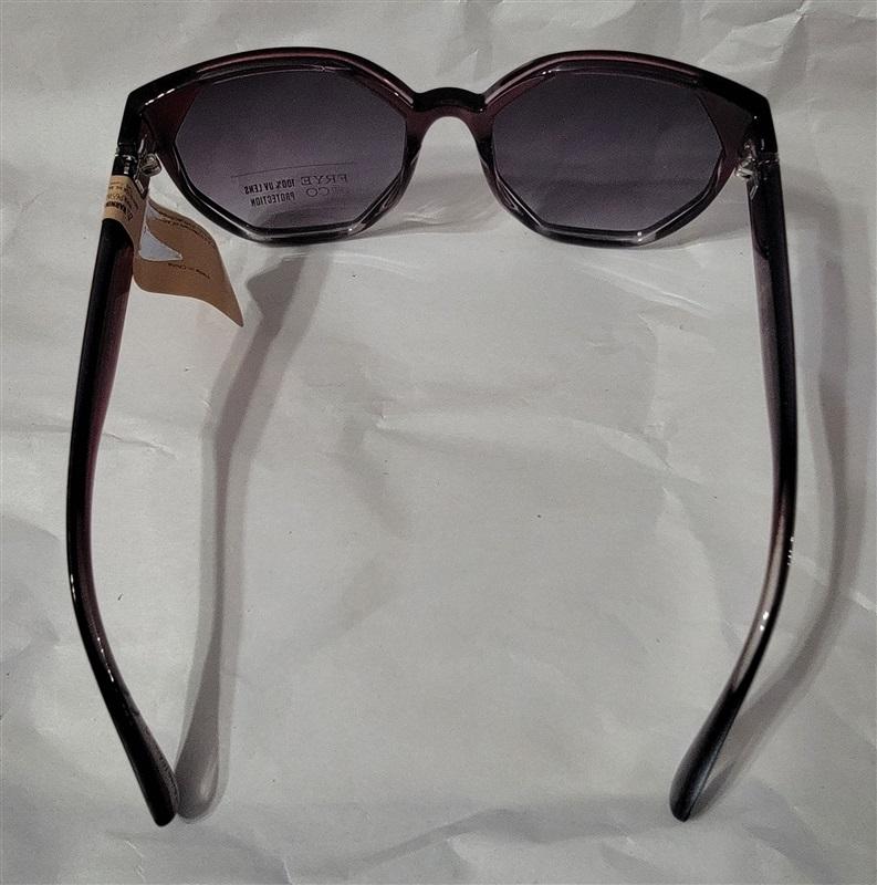 NWT Frye & Co Purple & Gray Round Cat Eye Thick Frame Sunglasses 94917