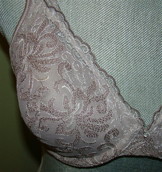 New Playtex 40DDD Side Smoothing Embroidered Underwire Bra 4513 Taupe #95099