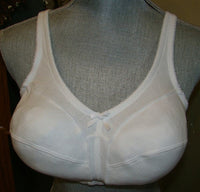 NWOT Comfort Choice White 42DD Soft Cup Full Coverage Bra #95435