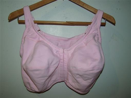 NWOT 50B Comfort Choice Wirefree Back Hook Seamless Leisure Bra Pink #97201