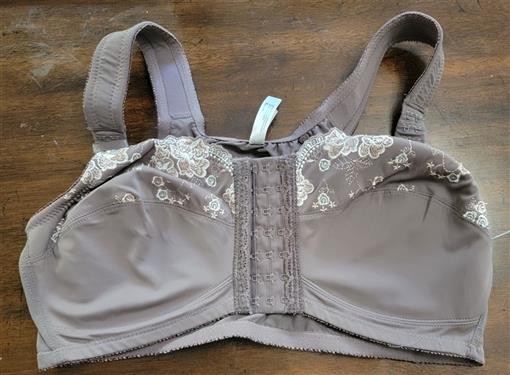 NEW Comfort Choice 38B Embroidered Posture Bra Taupe Floral Front Close #97219